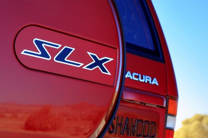 Acura SLX