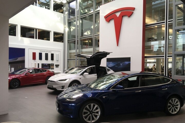 Tesla dealer showroom