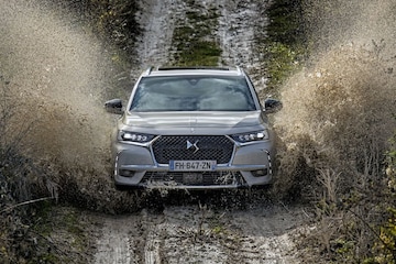 DS 7 Crossback E-Tense 4X4 offroad