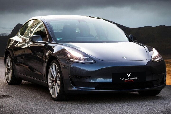 Tesla Model 3 Vilner