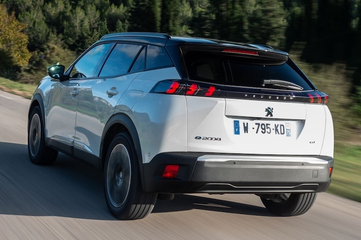 Peugeot e-2008