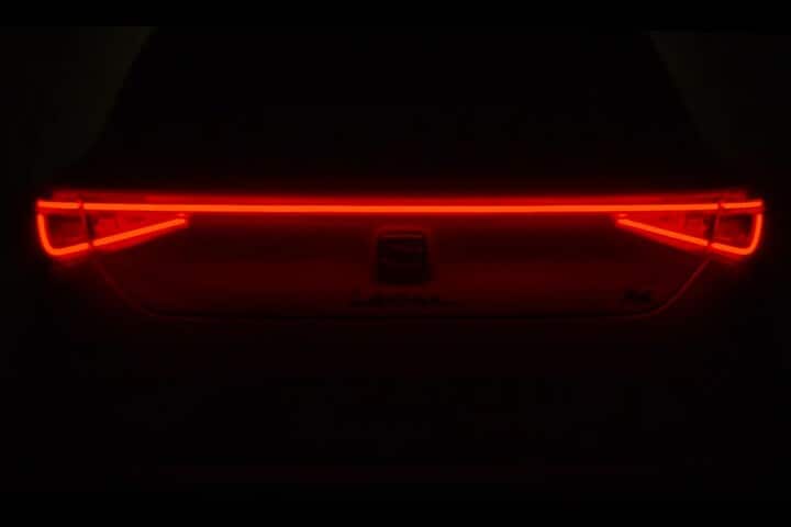 Seat Leon teaser
