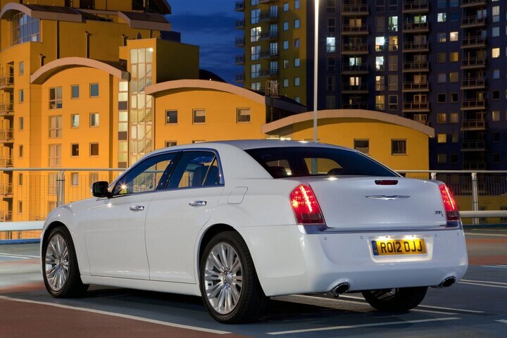 Lancia Thema Chrysler 300 De Tweeling