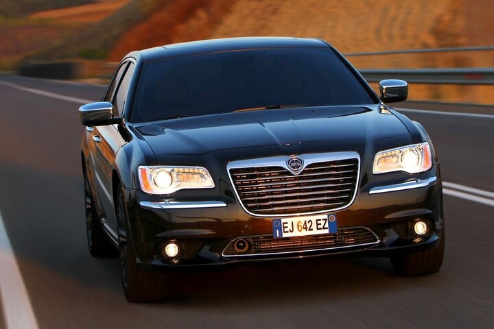 De Tweeling: Chrysler 300 - Lancia Thema