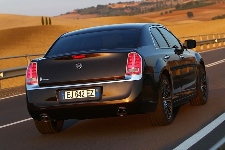 De Tweeling: Chrysler 300 - Lancia Thema