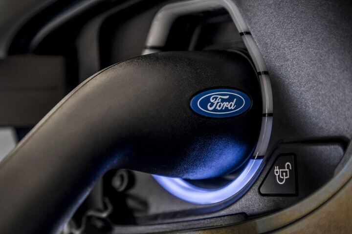 Ford Transit Tourneo Custom Plug-inhybride 