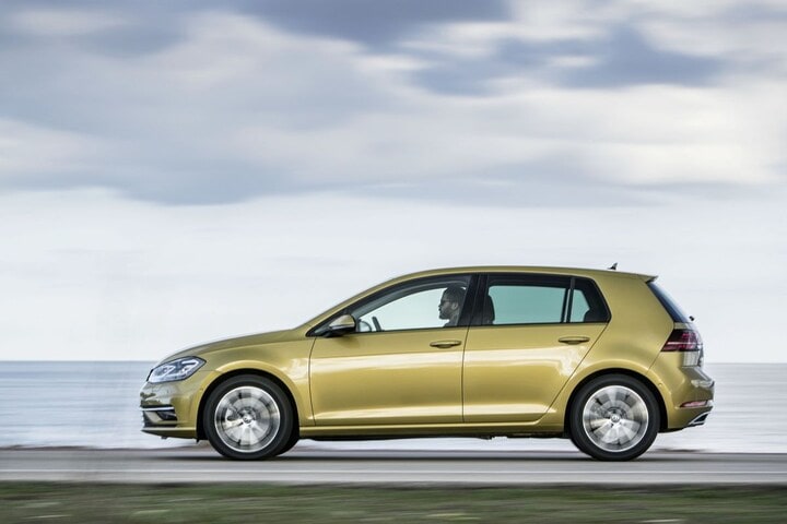 Volkswagen Golf DE