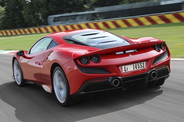 Ferrari F8 Tributo