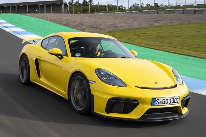 Porsche 718 Cayman GT4
