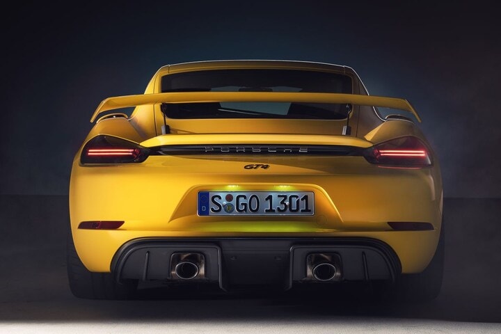 Porsche 718 Cayman GT4