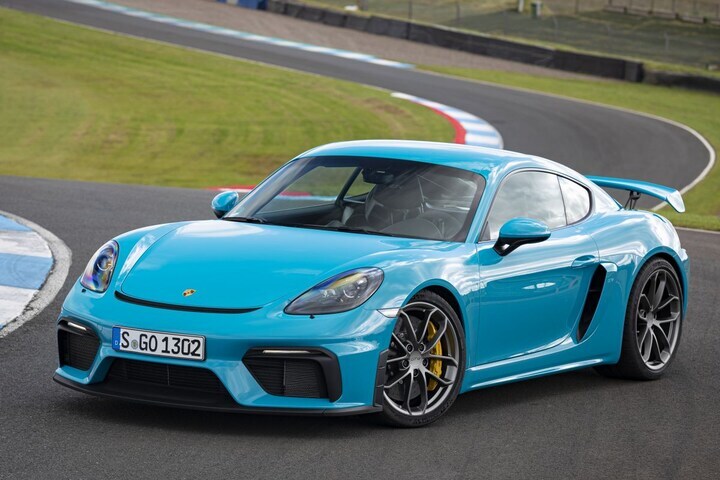 Porsche 718 Cayman GT4