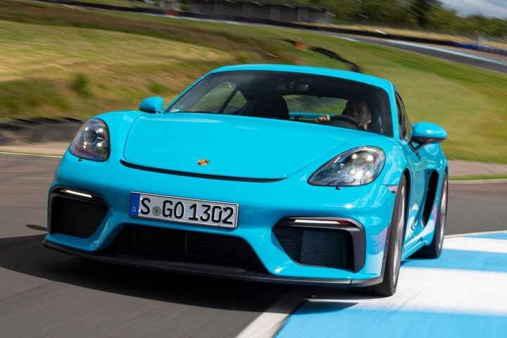 Porsche 718 Cayman GT4