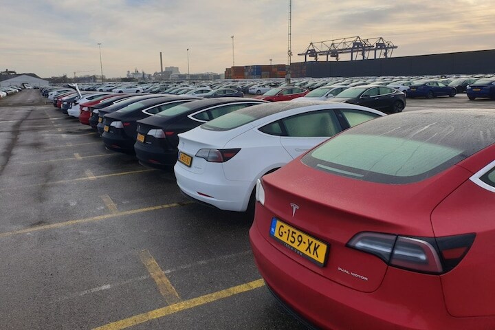 Tesla Model 3 Amsterdam Koopman Terminal