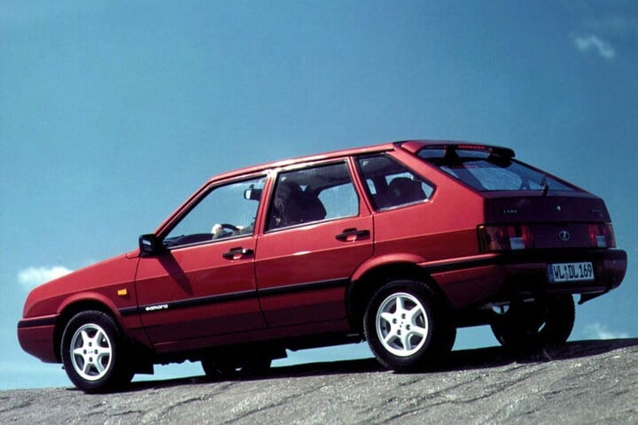 Lada Samara 