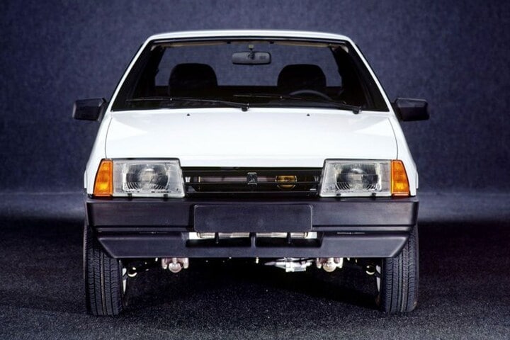 Lada Samara 