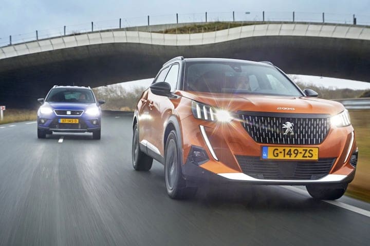 Seat Arona Peugeot 2008 cross-over