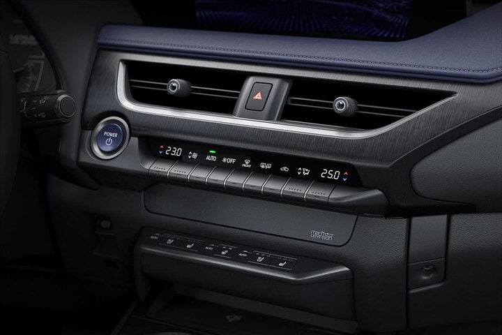 Lexus UX300e