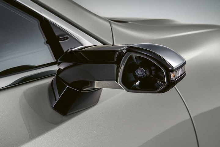 Lexus ES 300h digitale zijspiegels