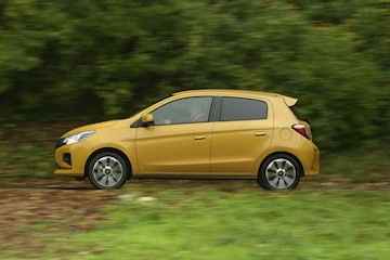 Mitsubishi Spacestar facelift friday