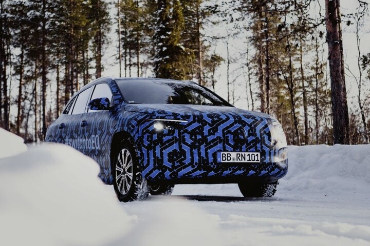 Mercedes-Benz EQA teaser