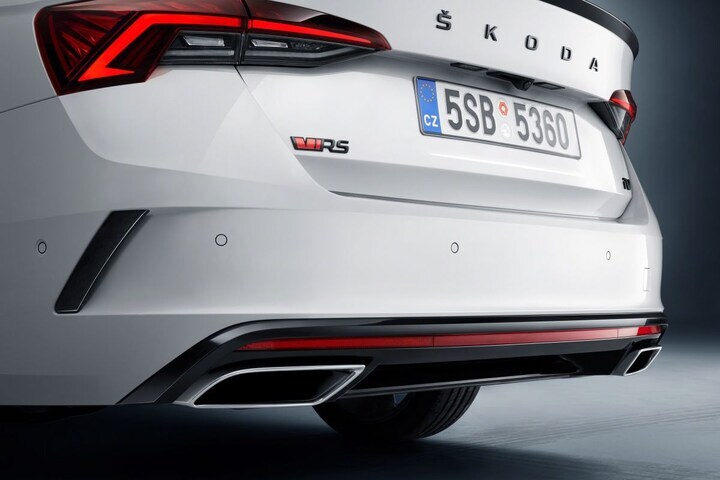 Skoda Octavia RS iV teaser