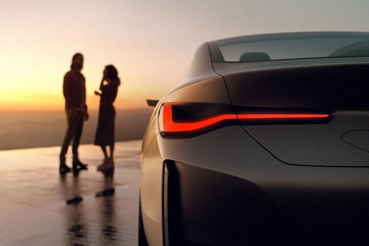 BMW Concept i4