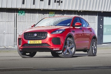 Jaguar E-Pace P200 rood voorkant