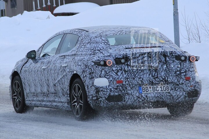 Mercedes-Benz EQE Spionage