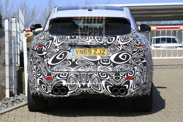 Jaguar F-Pace SVR Spionage