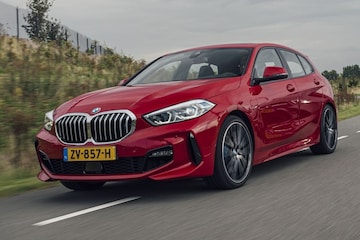 BMW 1-serie 118i rood