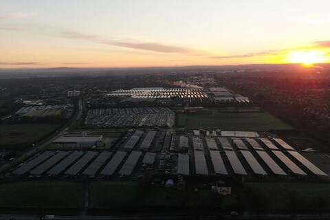 Ook Bentley en Jaguar Land Rover sluiten fabrieken