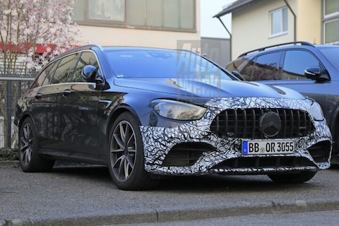 Gefacelifte Mercedes-AMG E63 verstopt zich nog even