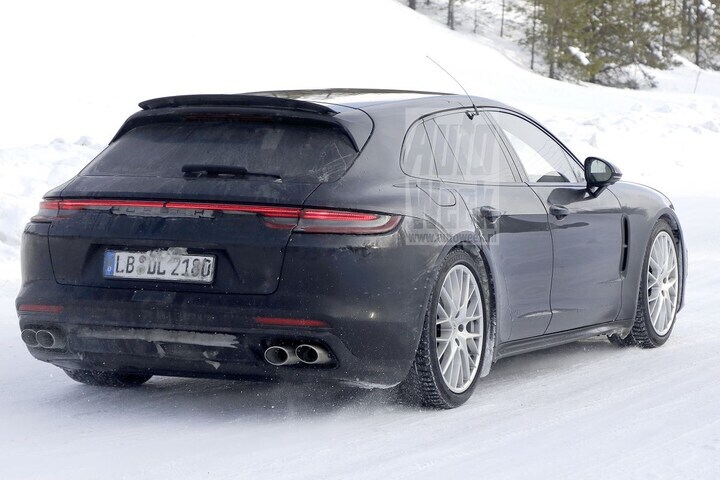 Porsche Panamera Sport Turismo Spionage