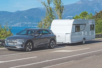 Audi E-tron EV trekgewicht caravan aanhanger