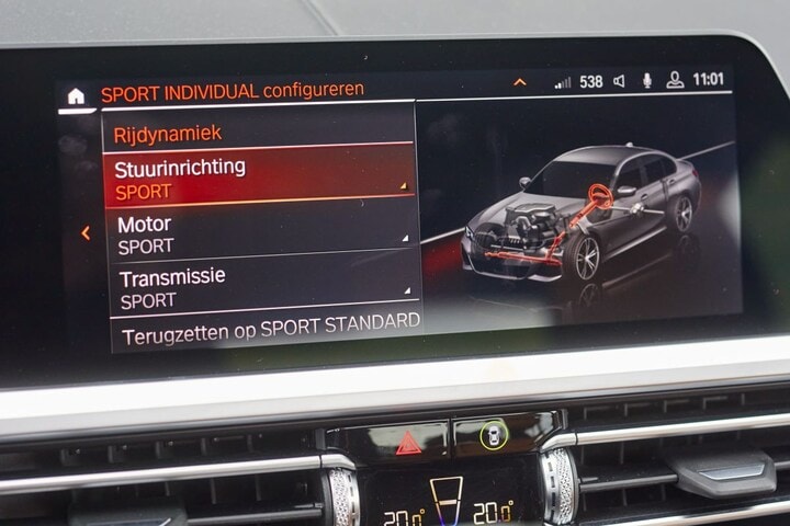 BMW 330i Touring
