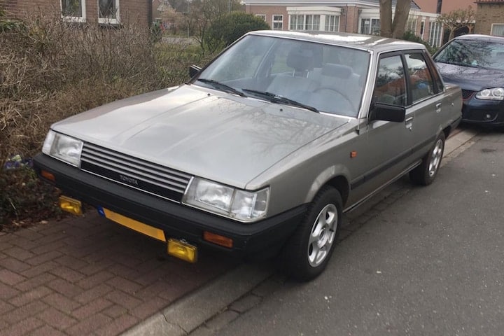 Toyota Camry 1983