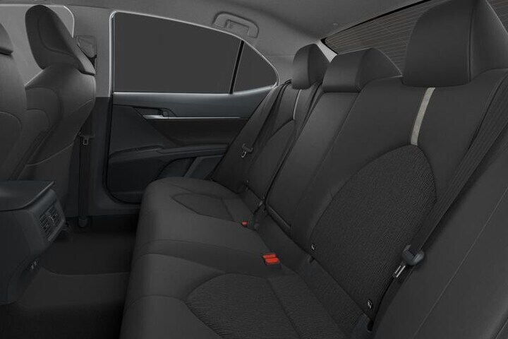 Toyota Camry 2.5 Hybrid Active back to basics
