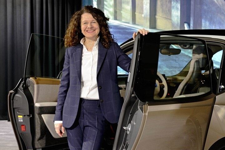 Stefanie Wurst BMW Nederland topvrouw