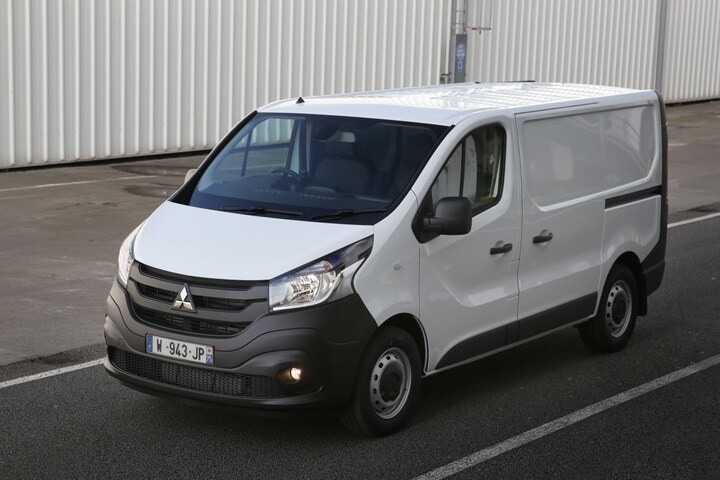 Mitsubishi Express 2020