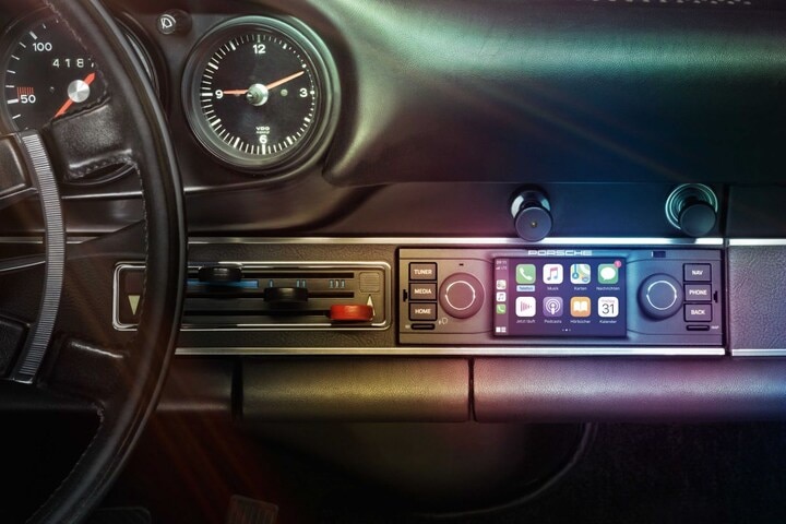 Porsche PCCM infotainment