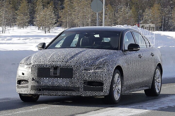 Spyshots Jaguar XF
