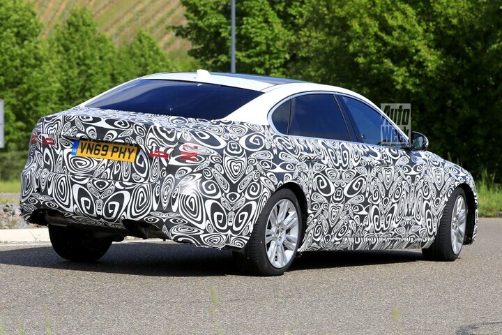 Jaguar XF L spyshots