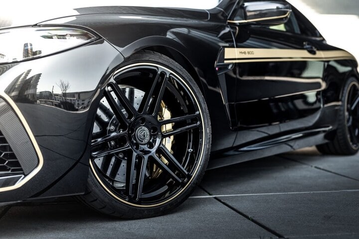 BMW M8 Competition Manhart MH8