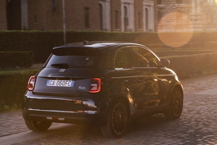 Fiat 500 La Prima