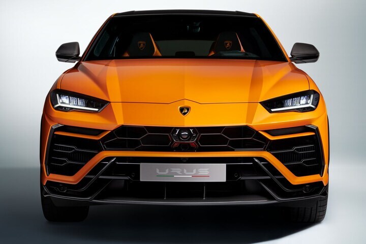 Lamborghini Urus Pearl Capsule
