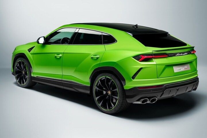 Lamborghini Urus Pearl Capsule