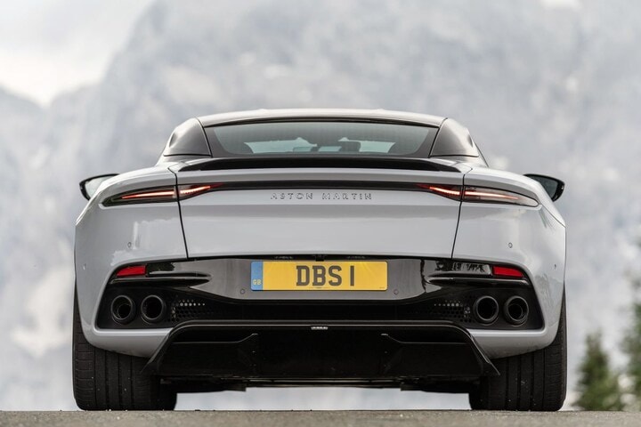 Aston Martin DBS Superleggera