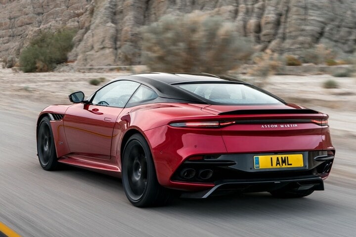 Aston Martin DBS Superleggera