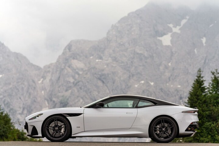 Aston Martin DBS Superleggera