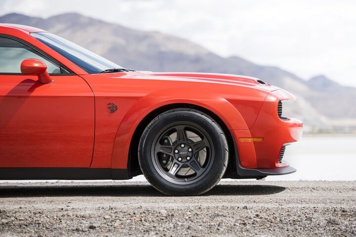 Dodge Challenger SRT Super Stock